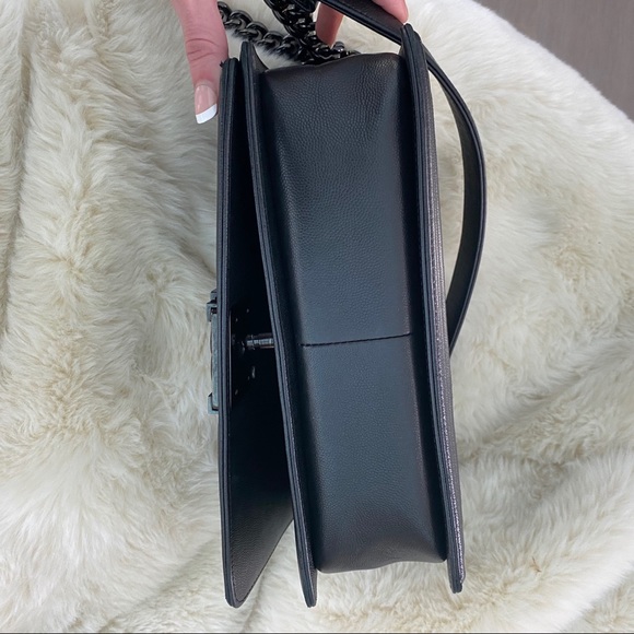 Chanel So Black Boy Bag sz Medium - Picture 5 of 15